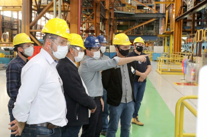 Equipe da Prefeitura faz visita institucional à empresa ArcelorMittal