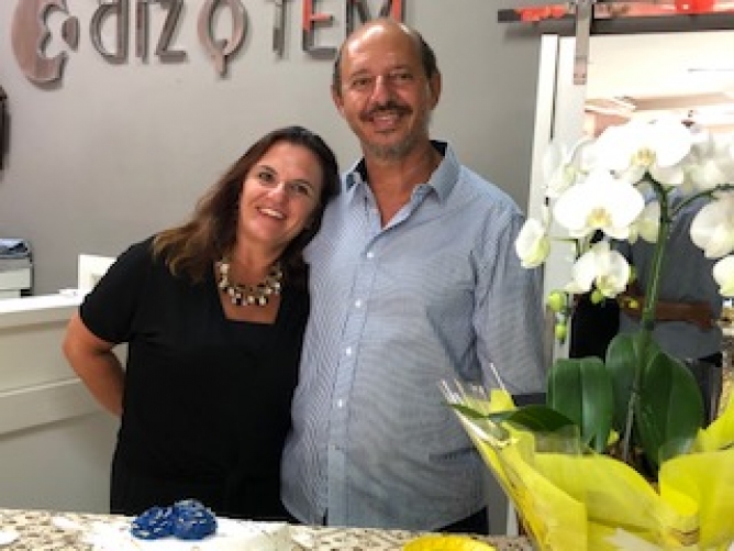 Casal empresarios da loja DIZ Q TEM - Neif e Samira Deud