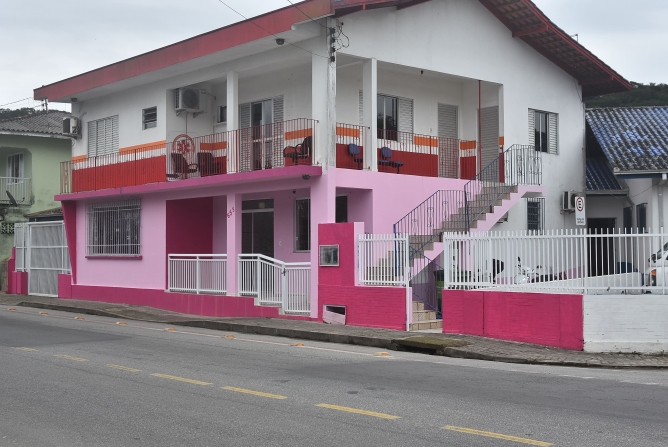 São Francisco do Sul inova para atender a saúde feminina com a inauguração do Centro de Referência e Atendimento à Saúde da Mulher, no bairro Rocio Pequeno.