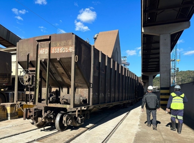 Movimentação de cargas por ferrovias subiu 10,4% de janeiro a abril em SC